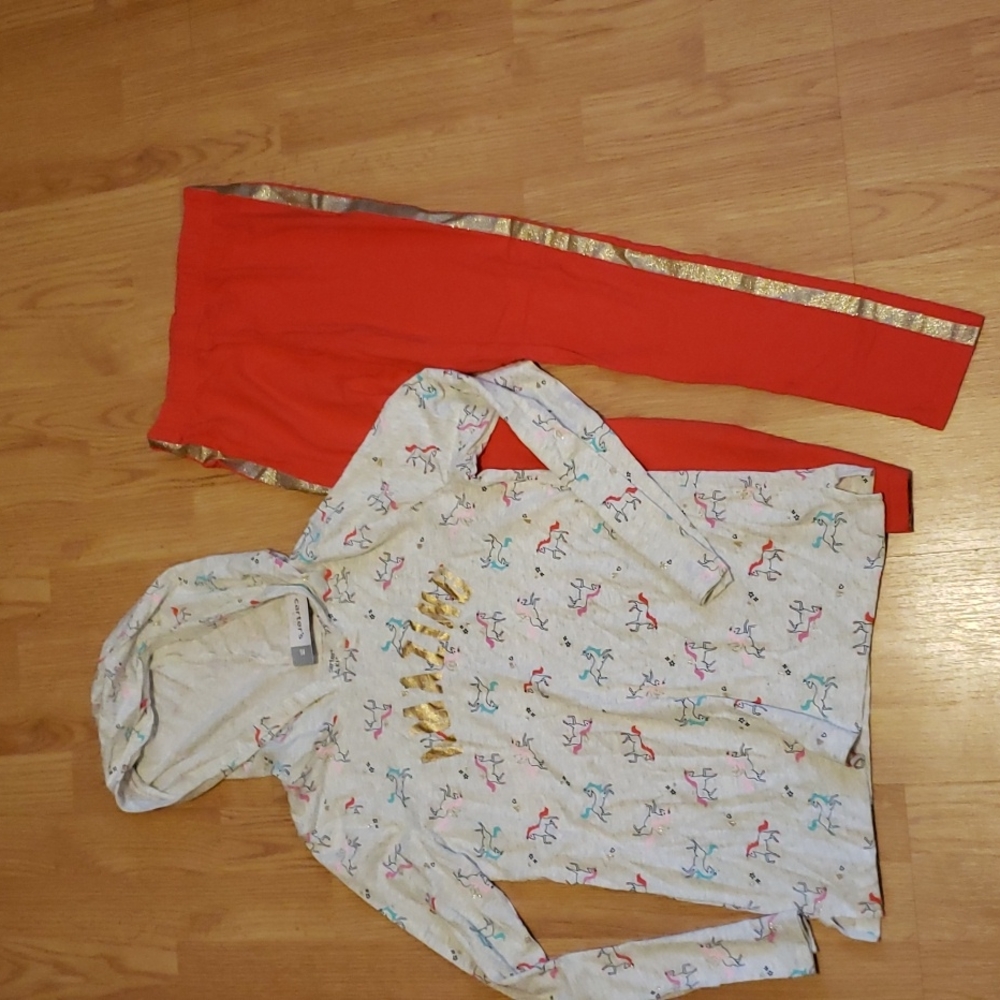 Carter's outfit